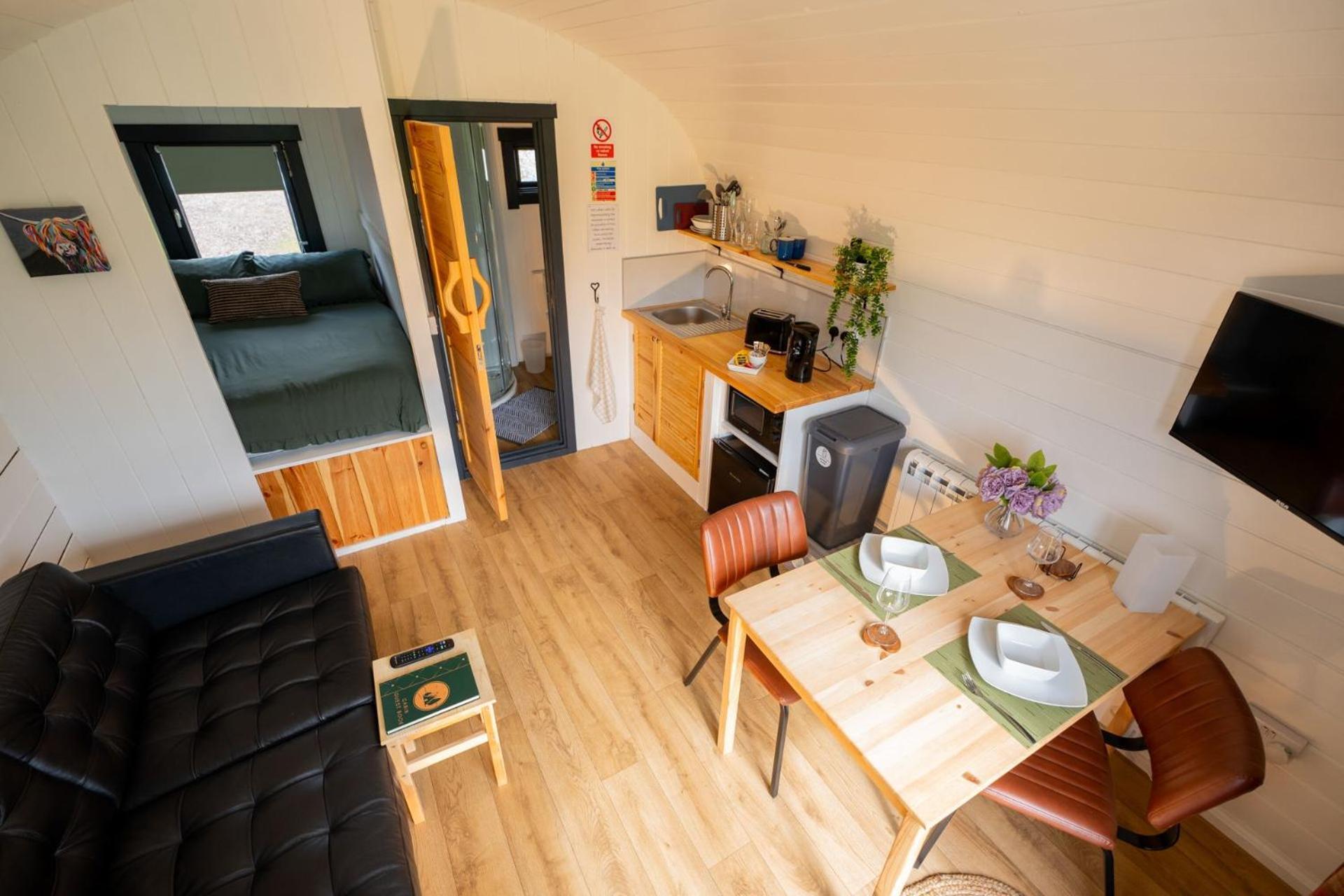Ben Nevis Pod Villa Fort William Exterior photo